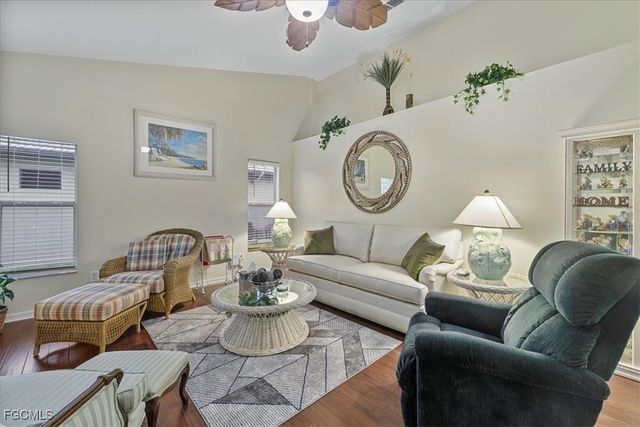 2502 Miracle PKWY, Cape Coral, FL 33914