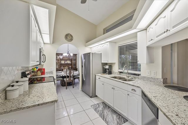 2502 Miracle PKWY, Cape Coral, FL 33914