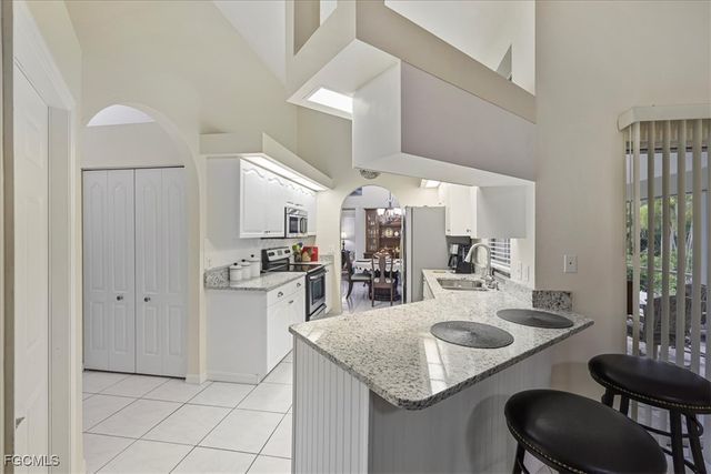 2502 Miracle PKWY, Cape Coral, FL 33914