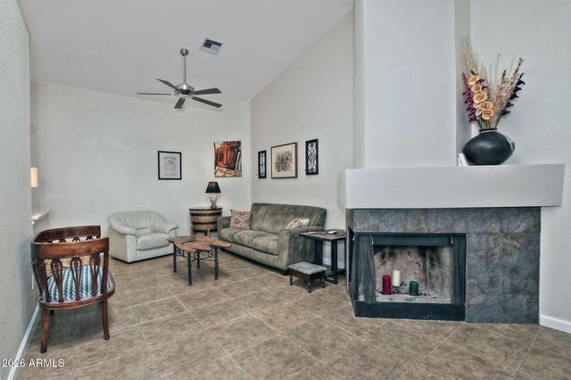 2724 W GILA Lane, Chandler, AZ 85224