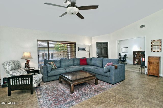 2724 W GILA Lane, Chandler, AZ 85224