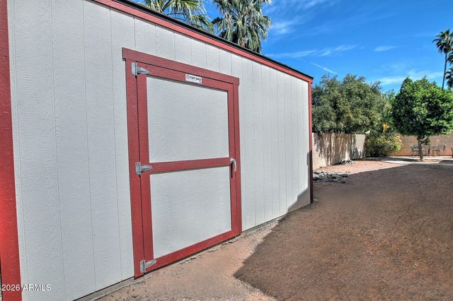 2724 W GILA Lane, Chandler, AZ 85224