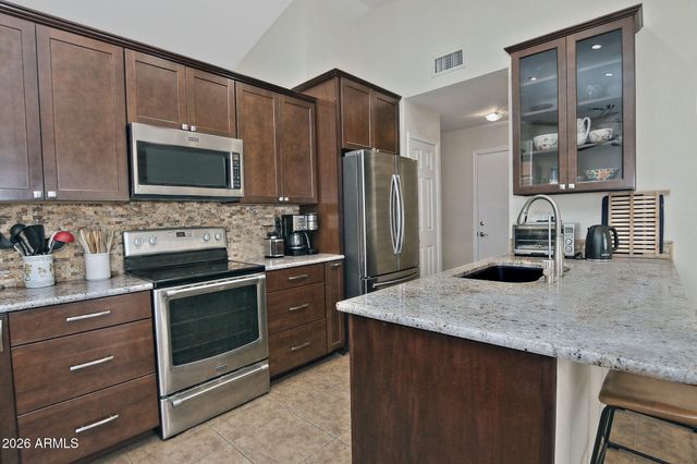 2724 W GILA Lane, Chandler, AZ 85224