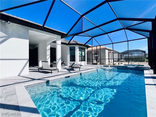 9124 Raintree ST, Naples, FL 34114