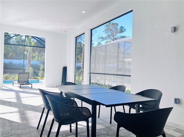 9124 Raintree ST, Naples, FL 34114