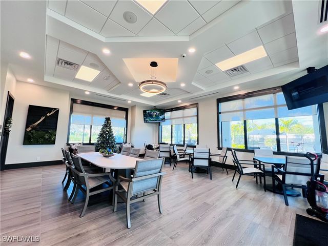 9124 Raintree ST, Naples, FL 34114