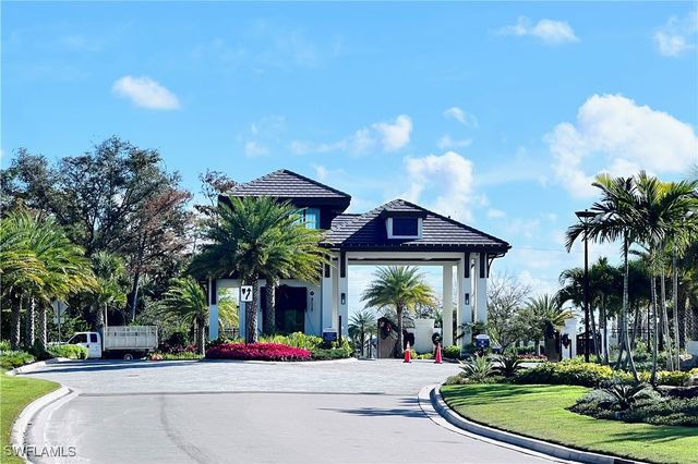 9124 Raintree ST, Naples, FL 34114