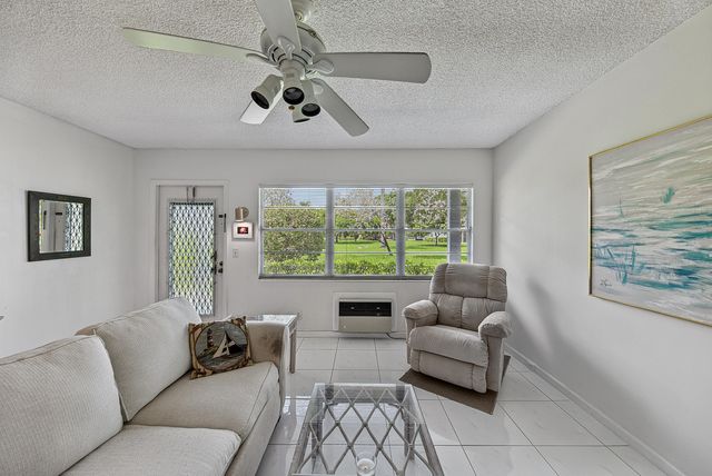 50 Suffolk B 50, Boca Raton, FL 33434