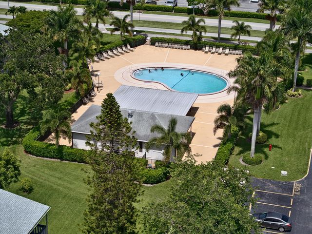 50 Suffolk B 50, Boca Raton, FL 33434