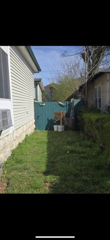 300 Maple St, E, Fayetteville, TN 37334