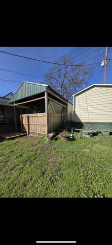 300 Maple St, E, Fayetteville, TN 37334