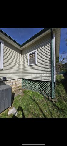 300 Maple St, E, Fayetteville, TN 37334