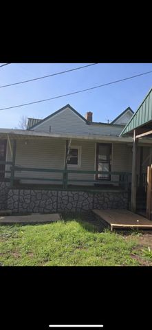 300 Maple St, E, Fayetteville, TN 37334