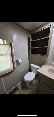 300 Maple St, E, Fayetteville, TN 37334