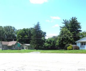 2109 vandalia, Collinsville, IL 62234