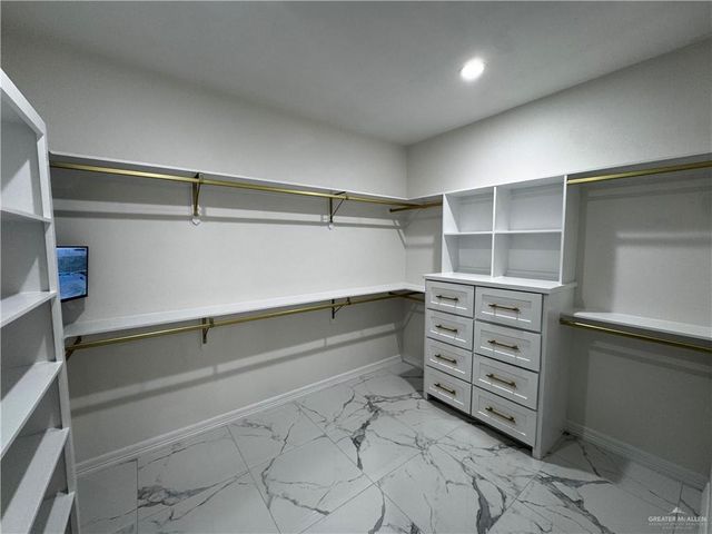 2909 W Mile 11 N Street, Weslaco, TX 78599