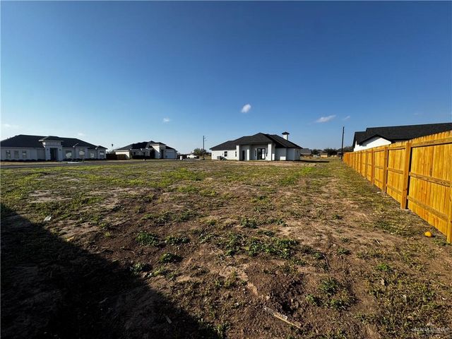 2909 W Mile 11 N Street, Weslaco, TX 78599