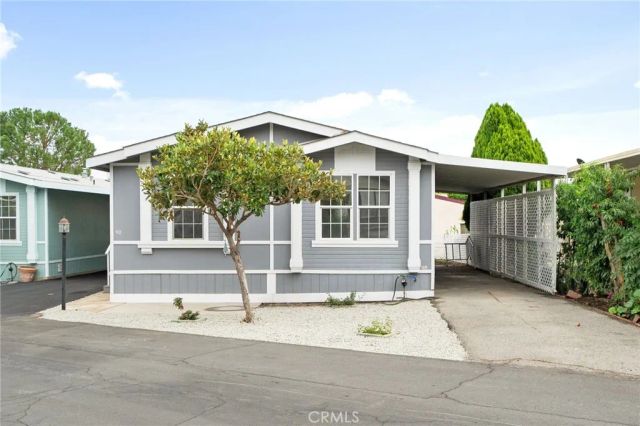 32900 Riverside 40, Lake Elsinore, CA 92530