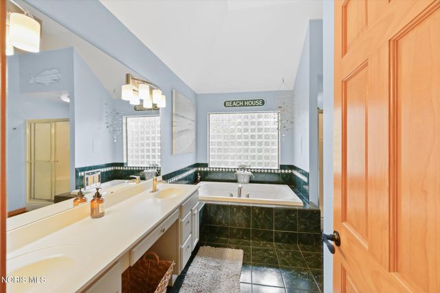 3505 Cedar Creek Court, Maumee, OH 43537