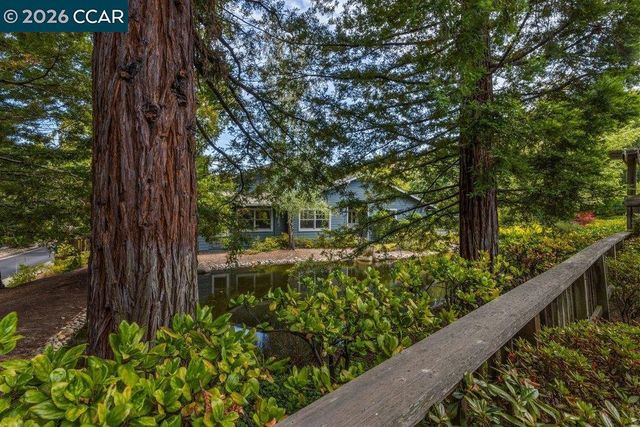 1901 Lakeshire Dr, Walnut Creek, CA 94595