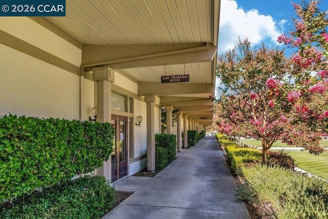 1901 Lakeshire Dr, Walnut Creek, CA 94595