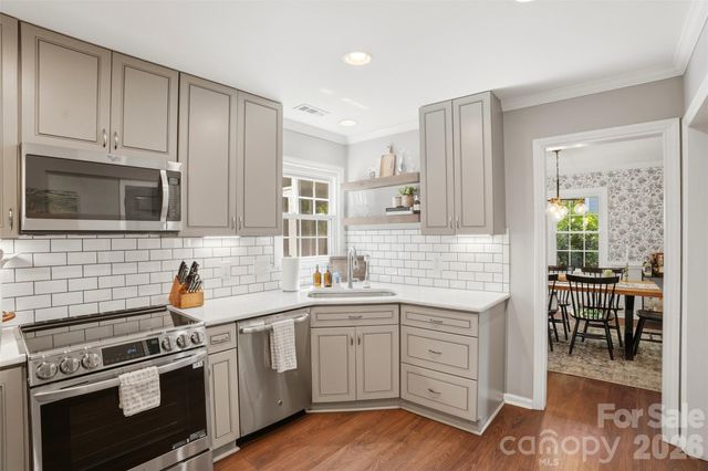 3219 Silver Pond Court, Charlotte, NC 28210