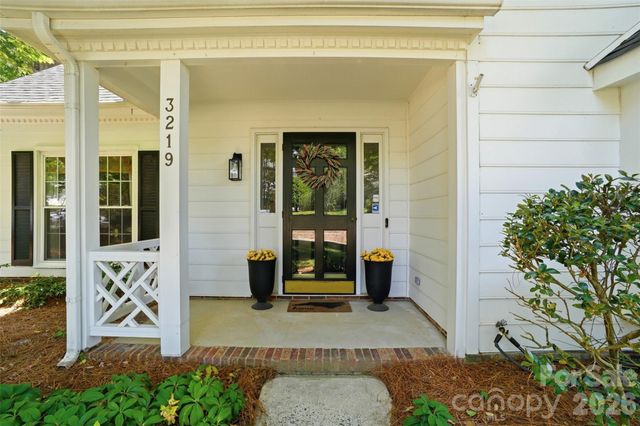 3219 Silver Pond Court, Charlotte, NC 28210