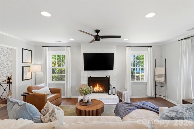 3219 Silver Pond Court, Charlotte, NC 28210