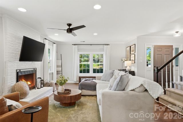 3219 Silver Pond Court, Charlotte, NC 28210