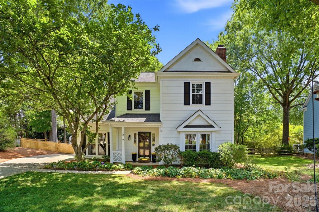 3219 Silver Pond Court, Charlotte, NC 28210