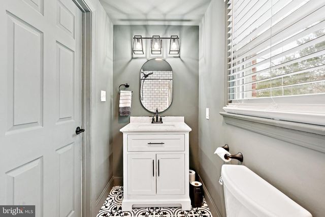 108 RADIX RD, Williamstown, NJ 08094