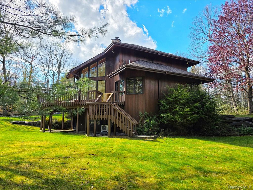 456 Old Sackett Road, Rock Hill, NY 12775