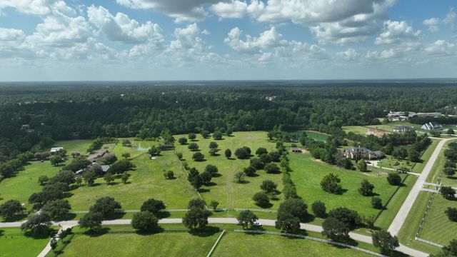 000 Post Oak Run, Magnolia, TX 77355