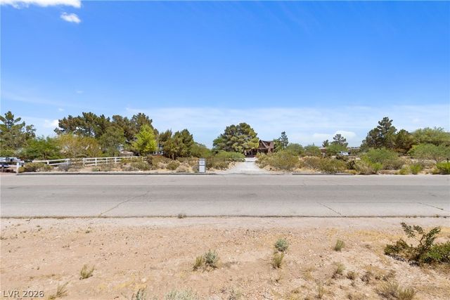 8370 Avery Street, Las Vegas, NV 89161