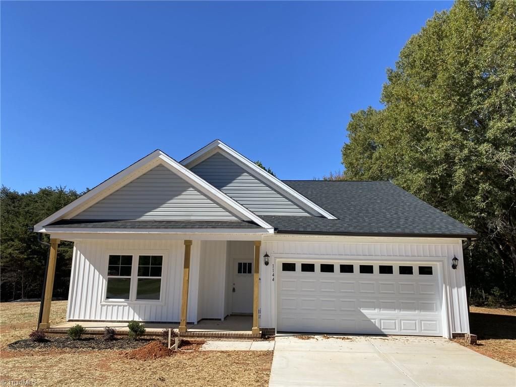 1144 Dudley Street, Yadkinville, NC 27055