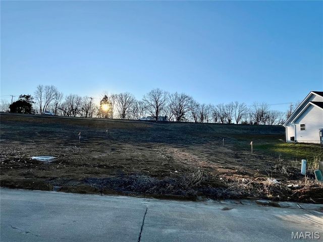 773 Sydney Court, Washington, MO 63090