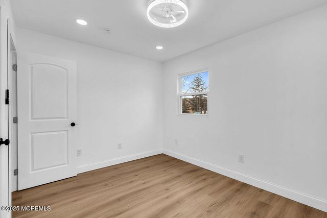 107 Oak Hill Drive, Toms River, NJ 08753