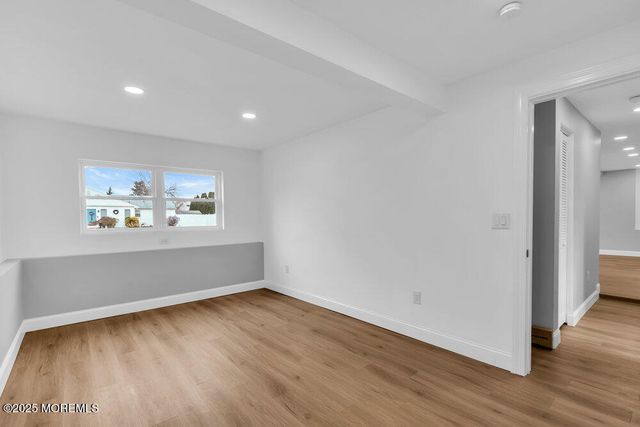 107 Oak Hill Drive, Toms River, NJ 08753