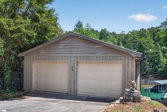 209 New Timber Trail, Seneca, SC 29672