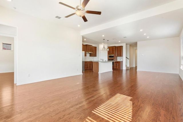 1001 Ridge Runner DR, Georgetown, TX 78628