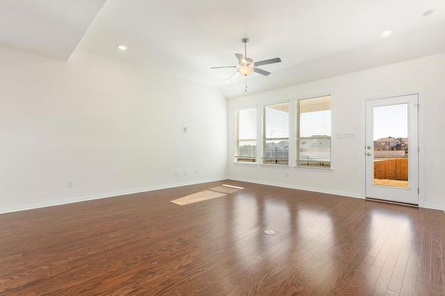 1001 Ridge Runner DR, Georgetown, TX 78628