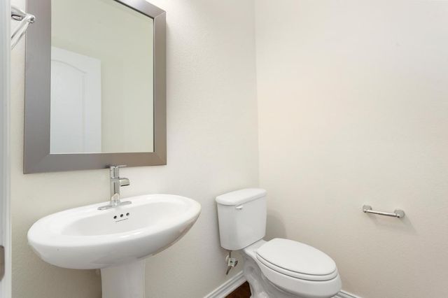 1001 Ridge Runner DR, Georgetown, TX 78628