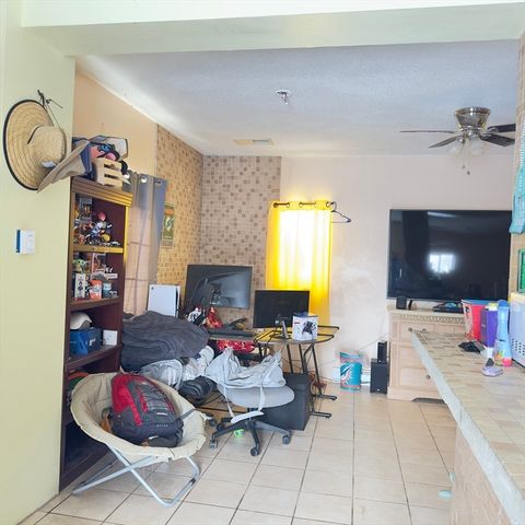 127 Elijah St, Springfield, MA 01109