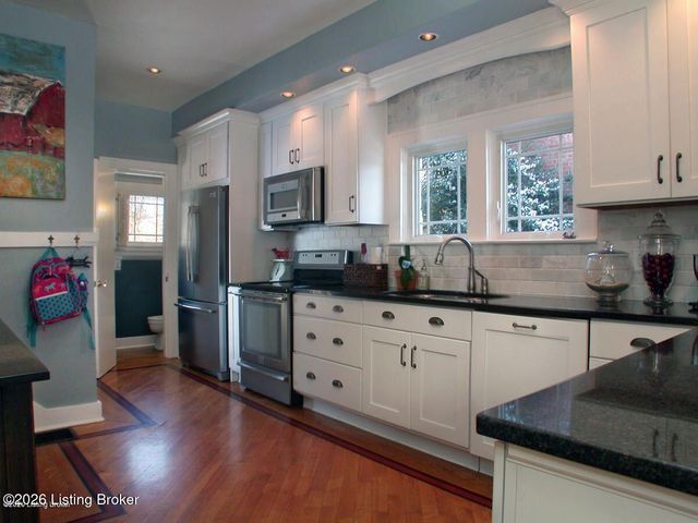 2316 Carolina Ave, Louisville, KY 40205