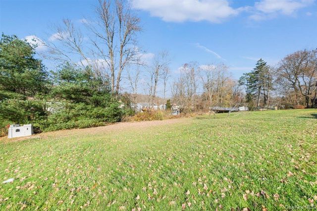 22 Quaker Hill Road, Monroe, NY 10950