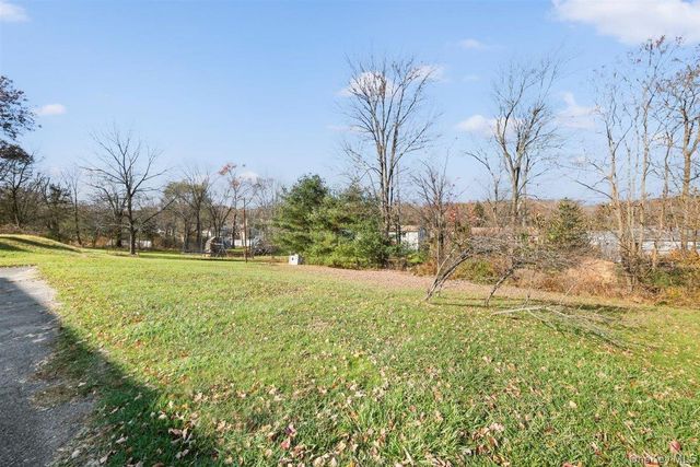 22 Quaker Hill Road, Monroe, NY 10950