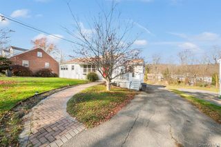 22 Quaker Hill Road, Monroe, NY 10950