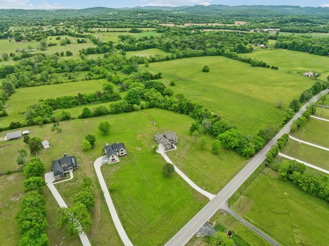 5915 Cainsville Rd, Lebanon, TN 37090