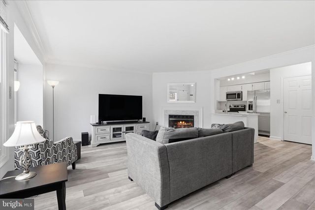 12108 SPRINGWOODS, Woodbridge, VA 22192