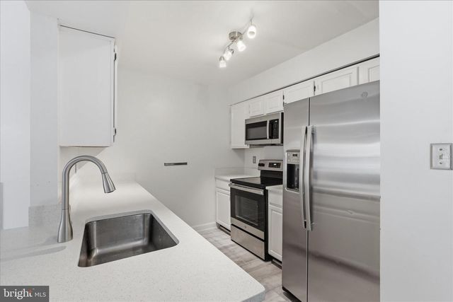 12108 SPRINGWOODS, Woodbridge, VA 22192